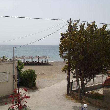 Aparthotel To Kyma Amarynthos Exterior foto