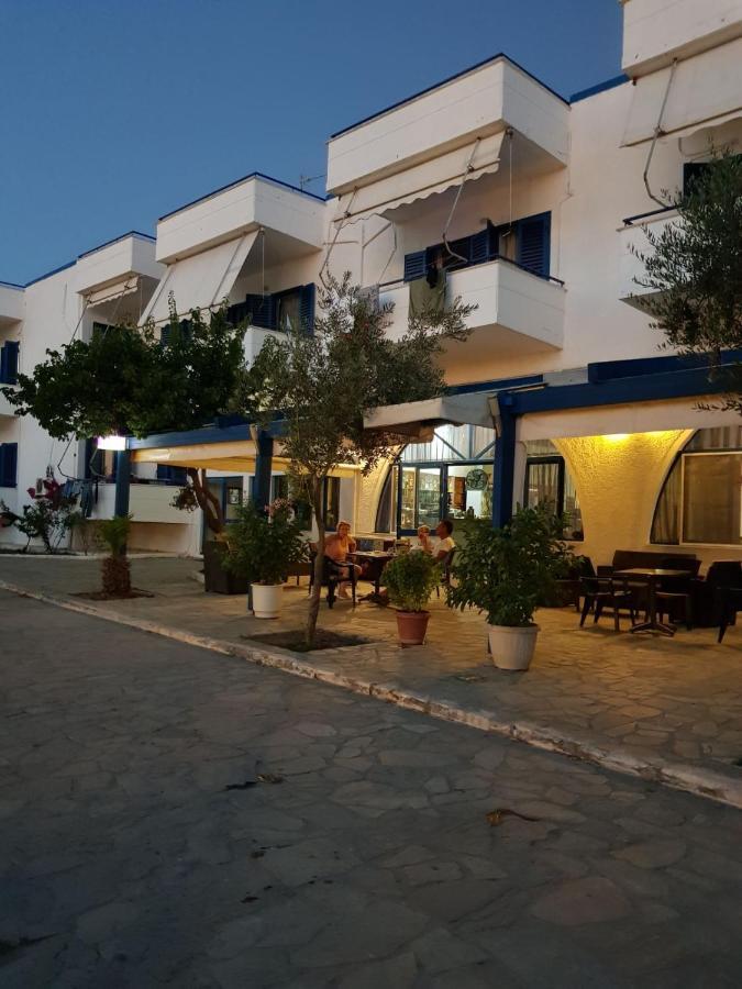 Aparthotel To Kyma Amarynthos Exterior foto